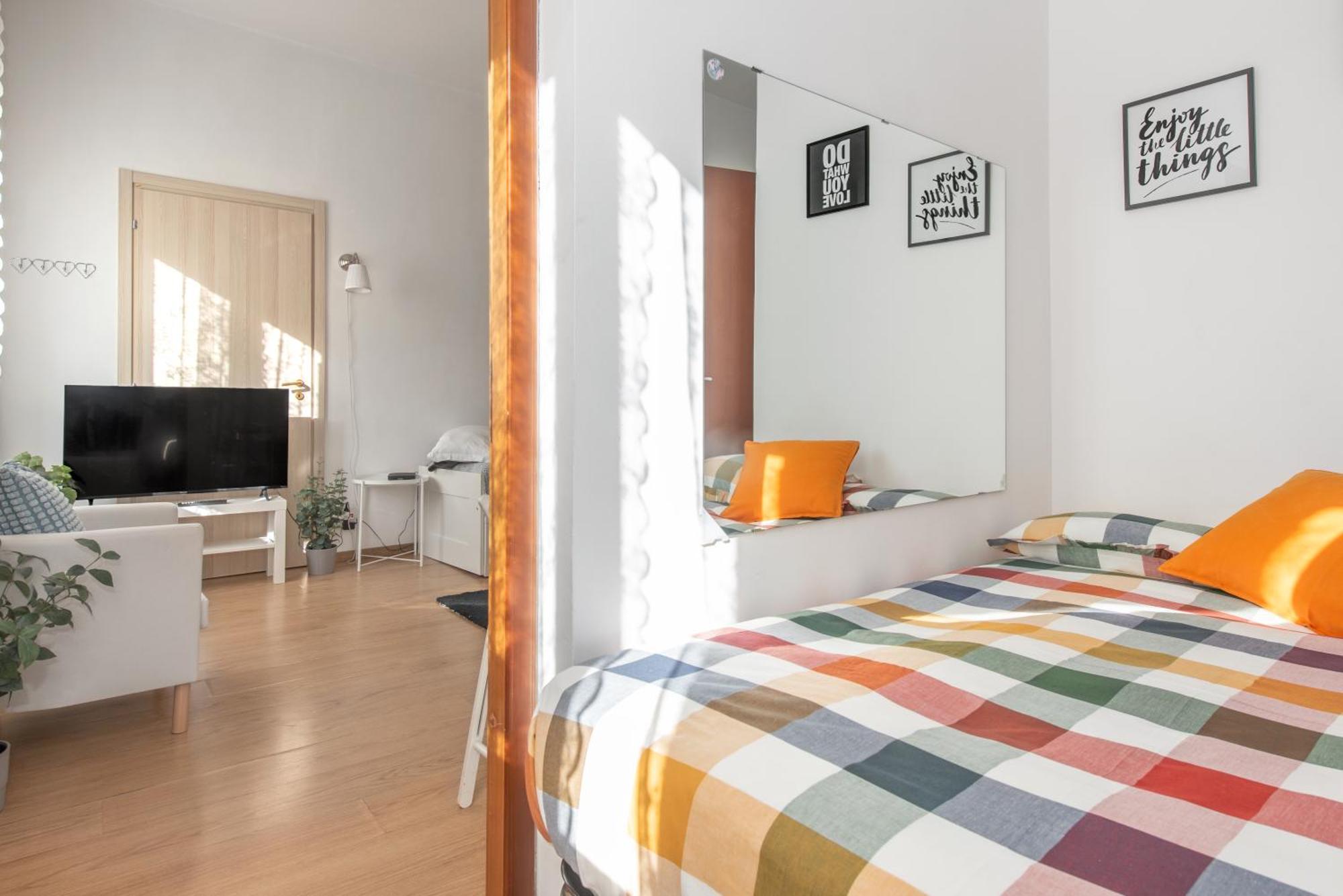 Central Little Basic Apartment Rom Exterior foto